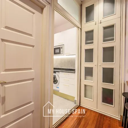 Apartamenty Czarna Gora Is 8 Sienna  Exterior photo